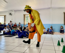 Mostra Especial do 50° Fenata leva peças a 60 instituições de Ponta Grossa