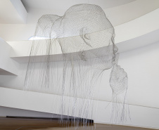 Museu Oscar Niemeyer (MON) realiza, no espaço do Olho, a exposição “Invisível e Indizível”, do artista espanhol Jaume Plensa