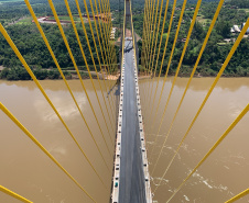 Estrutura da nova Ponte da Integração Brasil-Paraguai está concluída