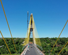 Nova ponte Brasil-Paraguai, em Foz do Iguaçu, está quase finalizada