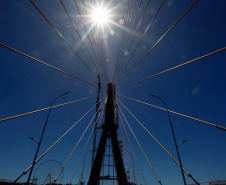 Nova ponte Brasil-Paraguai, em Foz do Iguaçu, está quase finalizada