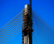 Nova ponte Brasil-Paraguai, em Foz do Iguaçu, está quase finalizada