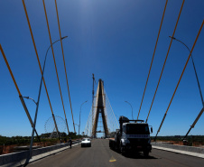 Nova ponte Brasil-Paraguai, em Foz do Iguaçu, está quase finalizada