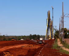 Nova ponte Brasil-Paraguai, em Foz do Iguaçu, está quase finalizada