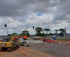 BR-376 tem bloqueios para avançar obra de novo viaduto em São José dos Pinhais 