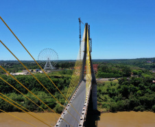 Nova ponte Brasil-Paraguai, em Foz do Iguaçu, está quase finalizada