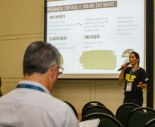 Foz do Iguaçu, 01 de dezembro de 2022 - Apresentação do Caminhos do Piabiru durante o Festival Internacional das Cataratas. Foto: Roberto Dziura Jr./AEN