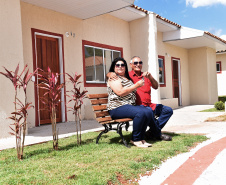 Governo do Paraná inaugura condomínio do idoso de Cornélio Procópio