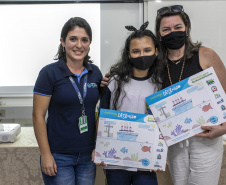  Alunos da rede estadual de ensino de Paranaguá e Antonina são premiados por desenhos e frases sobre o porto