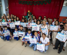  Alunos da rede estadual de ensino de Paranaguá e Antonina são premiados por desenhos e frases sobre o porto