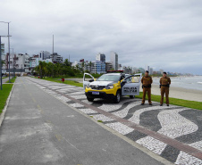 Com dois helicópteros e viatura inteligente, mais de 600 policiais militares vão atuar no Verão Maior Paraná