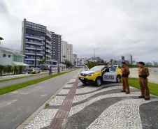 Com dois helicópteros e viatura inteligente, mais de 600 policiais militares vão atuar no Verão Maior Paraná