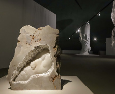 O público já pode conferir no espaço do Olho a exposição “Invisível e Indizível”, do artista espanhol Jaume Plensa. 