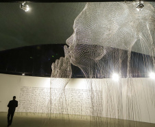 O público já pode conferir no espaço do Olho a exposição “Invisível e Indizível”, do artista espanhol Jaume Plensa. 