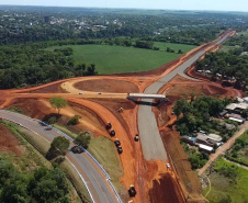 Ponte da Integração passa por teste carga e recebe acabamentos finais 