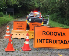 Estrada da Graciosa permanece bloqueada; DER/PR monitora área afetada pelas chuvas