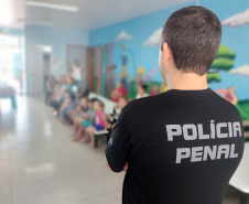 Projeto realizado na Penitenciária Industrial produz naninhas para crianças de Cascavel