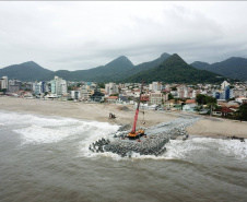 Veranistas devem evitar trechos de obras no litoral, para evitar acidentes