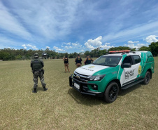 Aeronave foi cedida pela Casa Militar ao Batalhão de Polícia Ambiental – Força Verde. Ela será utilizada para ações de orientação da população, prevenção e combate a ações danosas ao meio ambiente até o dia 2 de janeiro. (Foto: SESP)