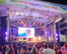 PONTAL DO PARANÁ – Show com os londrinenses da dupla Jeann & Julio. -