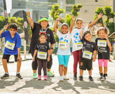 Em domingo de sol, corrida da Sanepar atrai 1.100 participantes em Matinhos