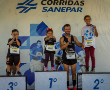 Em domingo de sol, corrida da Sanepar atrai 1.100 participantes em Matinhos