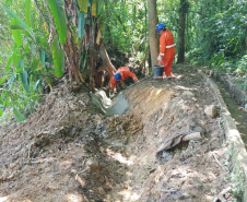 Obra de recuperação da BR-277 no Litoral entra na fase de contenção definitiva 