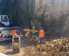 Obra de recuperação da BR-277 no Litoral entra na fase de contenção definitiva 