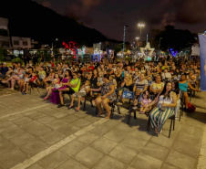 CINEMA NA PRAÇA