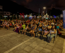 Cinema na Praça visita quatro balneários de Pontal do Paraná esta semana