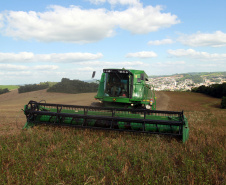 pesar do clima, agropecuária do Paraná manteve alto rendimento em 2022