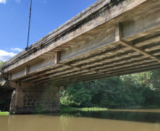 Empresas disputam a reforma de pontes e um viaduto no Norte Pioneiro e Campos Gerais 