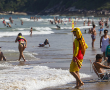 Corpo de Bombeiros Militar do Paraná realiza mais de 700 salvamentos durante o Verão Maior Paraná