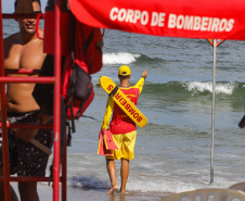 Corpo de Bombeiros Militar do Paraná realiza mais de 700 salvamentos durante o Verão Maior Paraná