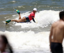 1ª etapa do Circuito Paranaense de Bodyboarding movimentou as areias de Guaratuba no fim de semana