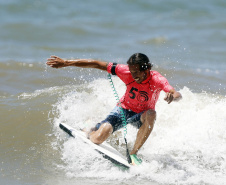 1ª etapa do Circuito Paranaense de Bodyboarding movimentou as areias de Guaratuba no fim de semana