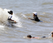 1ª etapa do Circuito Paranaense de Bodyboarding movimentou as areias de Guaratuba no fim de semana