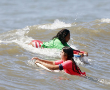 1ª etapa do Circuito Paranaense de Bodyboarding movimentou as areias de Guaratuba no fim de semana