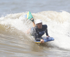 1ª etapa do Circuito Paranaense de Bodyboarding movimentou as areias de Guaratuba no fim de semana