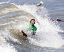 1ª etapa do Circuito Paranaense de Bodyboarding movimentou as areias de Guaratuba no fim de semana