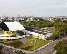 Museu Oscar Niemeyer promove workshop para crianças sobre sustentabilidade