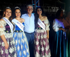 Com participação do Estado, Mariópolis promove Festa da Uva no Sudoeste