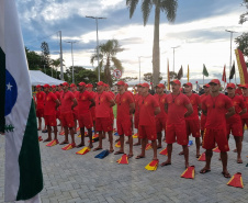 1 de 1.220 Corpo de Bombeiros forma nova turma de guarda-vidas militares no Li toral