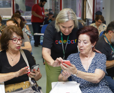 Curitiba, 08 de fevereiro de 2023 - Curso de smartfone para a terceira idade promovido pelo Celepar no Paraná Previdência.