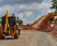 Obras de duplicação de Mauá da Serra a Londrina avançam na região Norte