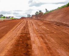 Obras de duplicação de Mauá da Serra a Londrina avançam na região Norte