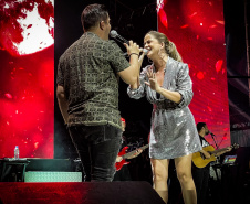 Show de Maria Cecília e Rodolfo em Matinhos