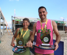 Campeonato de beach tennis encerra programação esportiva do Verão Maior Paraná