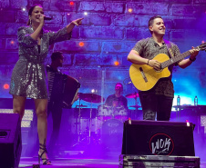 Show de Maria Cecília e Rodolfo em Matinhos