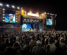 Show de Maria Cecília e Rodolfo em Matinhos